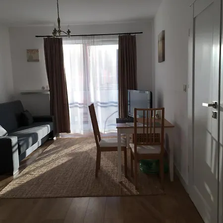 Modern In Centre Of +free Parking